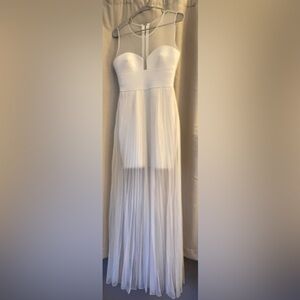 BCBGMAXAZRIA White Bcbg Max Azria Size XS